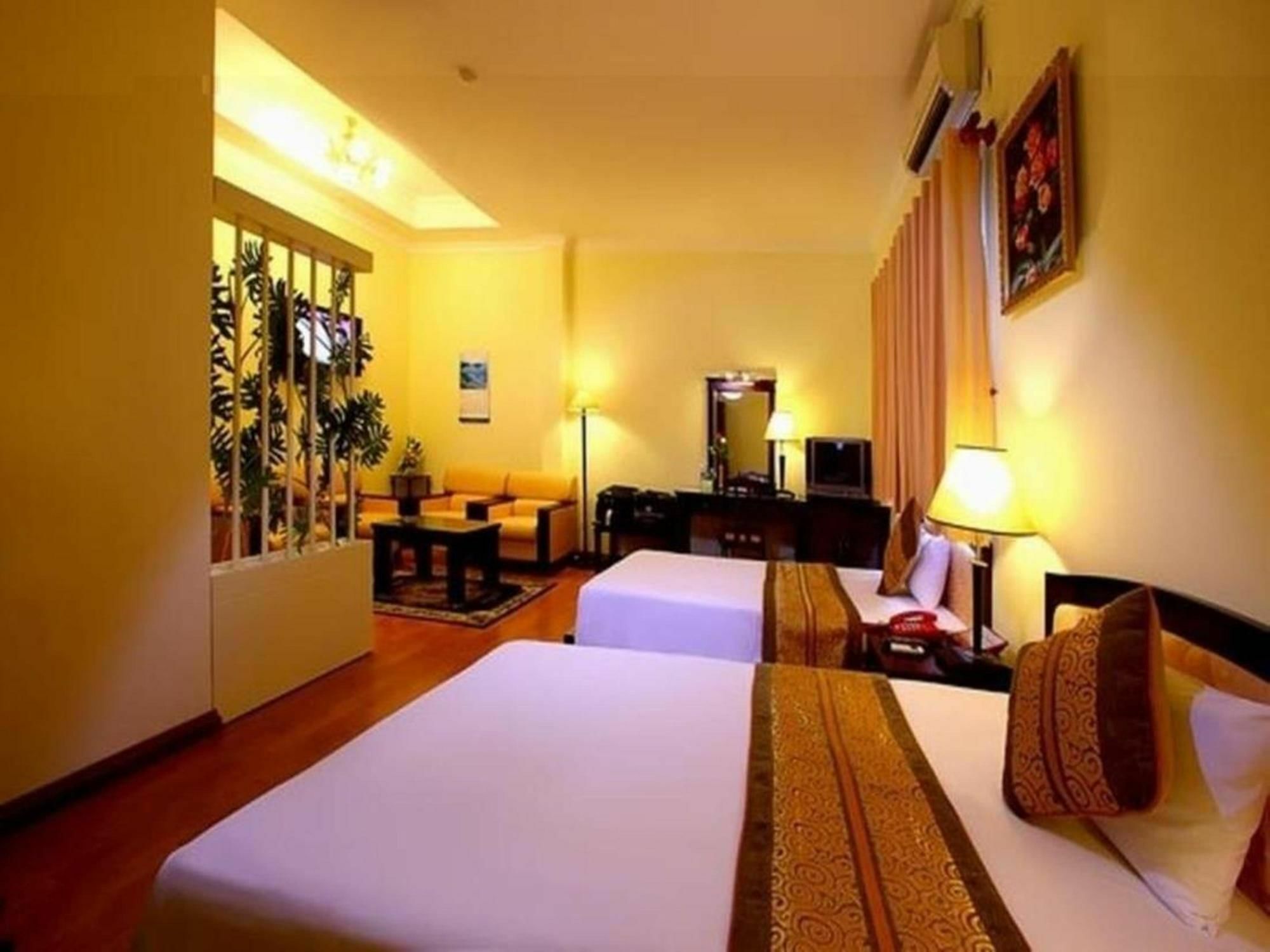 Ngoc Lan Hotel Hô Chi Minh-Ville Extérieur photo